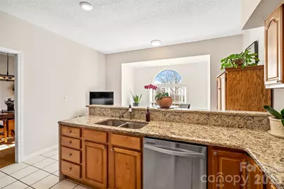 306 Croydon Drive, Hendersonville, NC 28791 - Photo 10