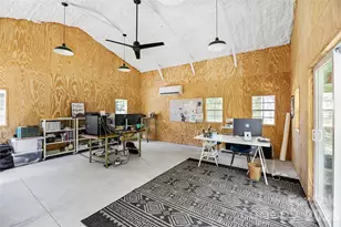 12811 Moores Chapel Rd, Charlotte, NC 28214 - Photo 34