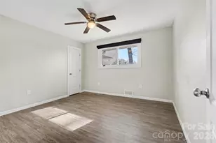 1548 Westbrook Cir, Gastonia, NC 28052 - Photo 18