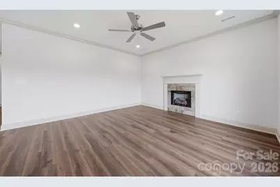 4957 Southview Drive, Hickory, NC 28602 - Photo 10