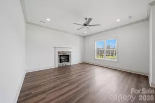 4957 Southview Dr, Hickory, NC 28602 - Photo 8