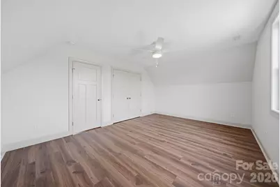 4957 Southview Drive, Hickory, NC 28602 - Photo 32