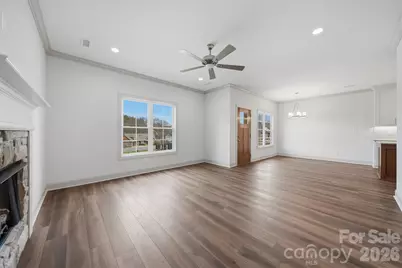 4957 Southview Drive, Hickory, NC 28602 - Photo 10