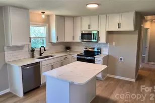 1220 Old Greenbriar Dr, Lancaster, SC 29720 - Photo 4