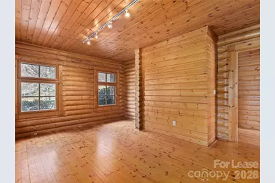 1482 Russ Avenue, Waynesville, NC 28786 - Photo 20