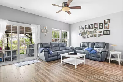 520 E Iredell Avenue, Mooresville, NC 28115 - Photo 10