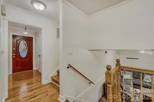 1315 Shady Bluff Dr, Charlotte, NC 28211 - Photo 4