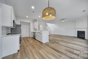 10209 Blakeney Preserve Dr, Charlotte, NC 28277 - Photo 8