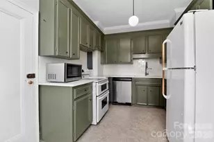 301 W 10th St, Charlotte, NC 28202 - Photo 22