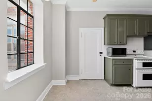 301 W 10th St, Charlotte, NC 28202 - Photo 20