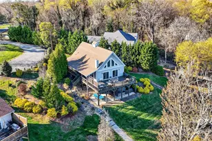 8428 Island Point Rd, Charlotte, NC 28278 - Photo 46