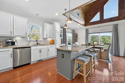 8428 Island Point Road, Charlotte, NC 28278 - Photo 12