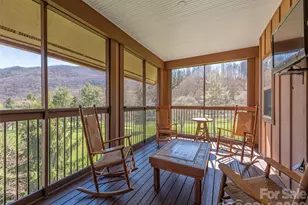 1560 Country Club Dr, Maggie Valley, NC 28751 - Photo 4