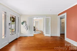 63 Washington Ave, Asheville, NC 28804 - Photo 10