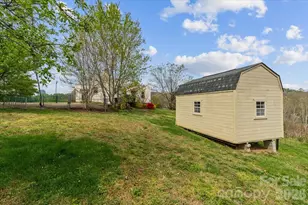 63 Washington Ave, Asheville, NC 28804 - Photo 36