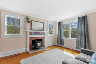 63 Washington Ave, Asheville, NC 28804 - Photo 8