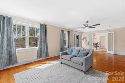 63 Washington Avenue, Asheville, NC 28804 - Photo 10