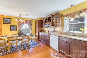 73 Toxaway Vws Dr, Lake Toxaway, NC 28747 - Photo 6