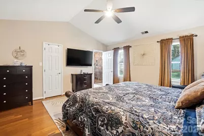 8540 Piccone Brook Lane, Charlotte, NC 28216 - Photo 24