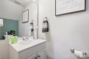 8540 Piccone Brook Ln, Charlotte, NC 28216 - Photo 40