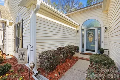 8540 Piccone Brook Lane, Charlotte, NC 28216 - Photo 4