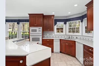 223 Fairway Terrace, Canton, NC 28716 - Photo 6
