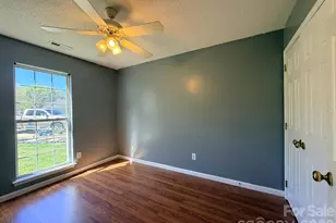 10102 Mountain Flower Ct, Charlotte, NC 28214 - Photo 14