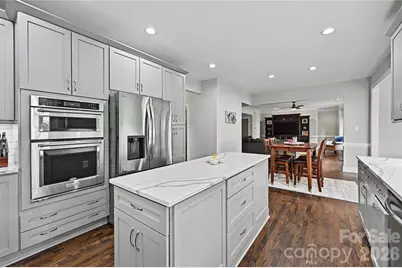 4841 Mountain Point Lane, Charlotte, NC 28216 - Photo 18