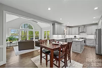 4841 Mountain Point Lane, Charlotte, NC 28216 - Photo 10