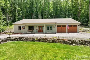 33 Freedom Dr, Waynesville, NC 28786 - Photo 2