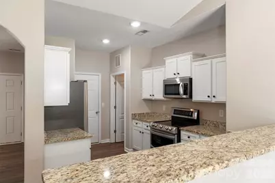 6113 Purbeck Way, Charlotte, NC 28215 - Photo 14