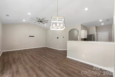 6113 Purbeck Way, Charlotte, NC 28215 - Photo 12