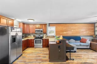 1755 Earl Dr, Fort Mill, SC 29715 - Photo 8