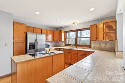 169 Hilltop Road, Black Mountain, NC 28711 - Photo 18