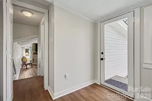 2407 4th St NE, Hickory, NC 28601 - Photo 14