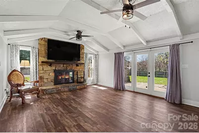 2407 4th Street NE, Hickory, NC 28601 - Photo 26