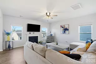 5043 Baileys Run Dr, Rock Hill, SC 29732 - Photo 2