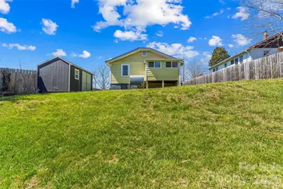 100 Bradley Street, Asheville, NC 28806 - Photo 16