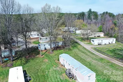 5873 Jenkins Road, Morganton, NC 28655 - Photo 2