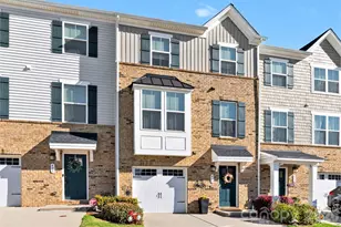 411 Dalton Cir, Fort Mill, SC 29715 - Photo 2