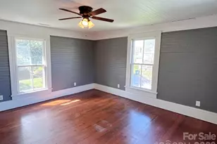 202 E Central Ave, Catawba, NC 28609 - Photo 18