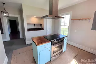 202 E Central Ave, Catawba, NC 28609 - Photo 8