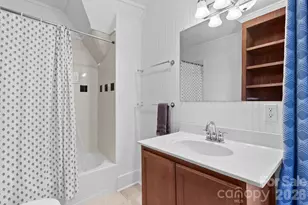 26 E Chestnut St, Asheville, NC 28801 - Photo 32