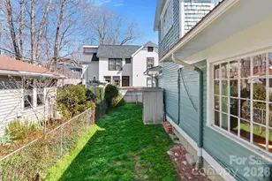 26 E Chestnut St, Asheville, NC 28801 - Photo 40