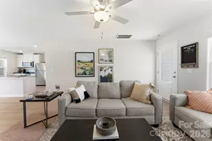 3027 Cres Lk Ln, Charlotte, NC 28214 - Photo 6