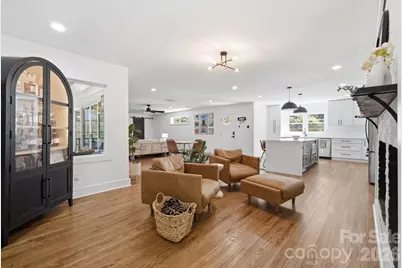 1016 Regency Drive, Charlotte, NC 28211 - Photo 14