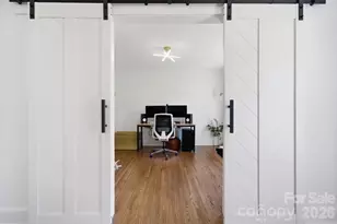 1016 Regency Dr, Charlotte, NC 28211 - Photo 32