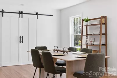 1016 Regency Drive, Charlotte, NC 28211 - Photo 6