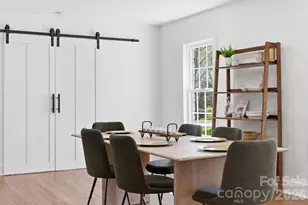 1016 Regency Dr, Charlotte, NC 28211 - Photo 6