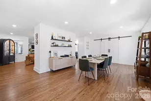 1016 Regency Dr, Charlotte, NC 28211 - Photo 4